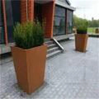 Външна саксия Corten Steel