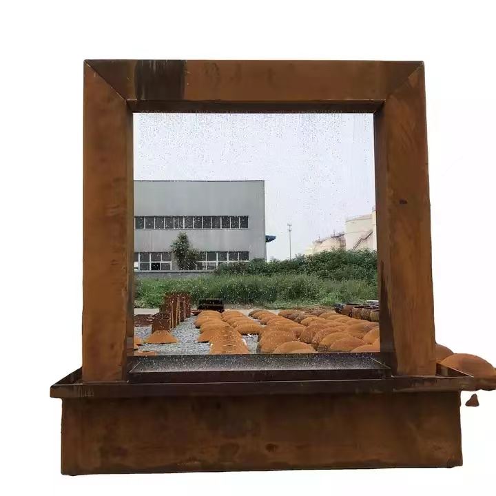 Стена и вода