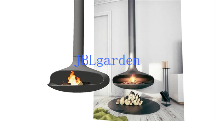 Вила с монтирана на тавана камина