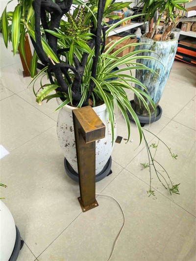 Рустик, устойчив на атмосферни влияния LED пейзажна светлина за пътека