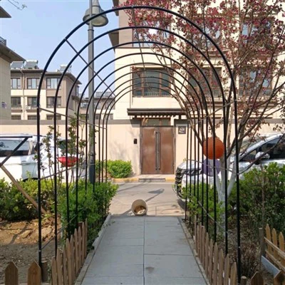 Подпора за арка на двора на вила